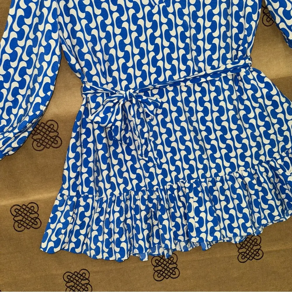 Zara Blue/White Geometric Belted Mini Dress Size XS
Excellent Condition - Picture 3 of 16